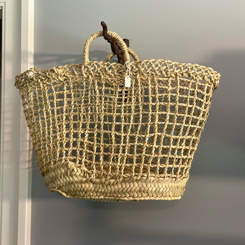 Straw bag